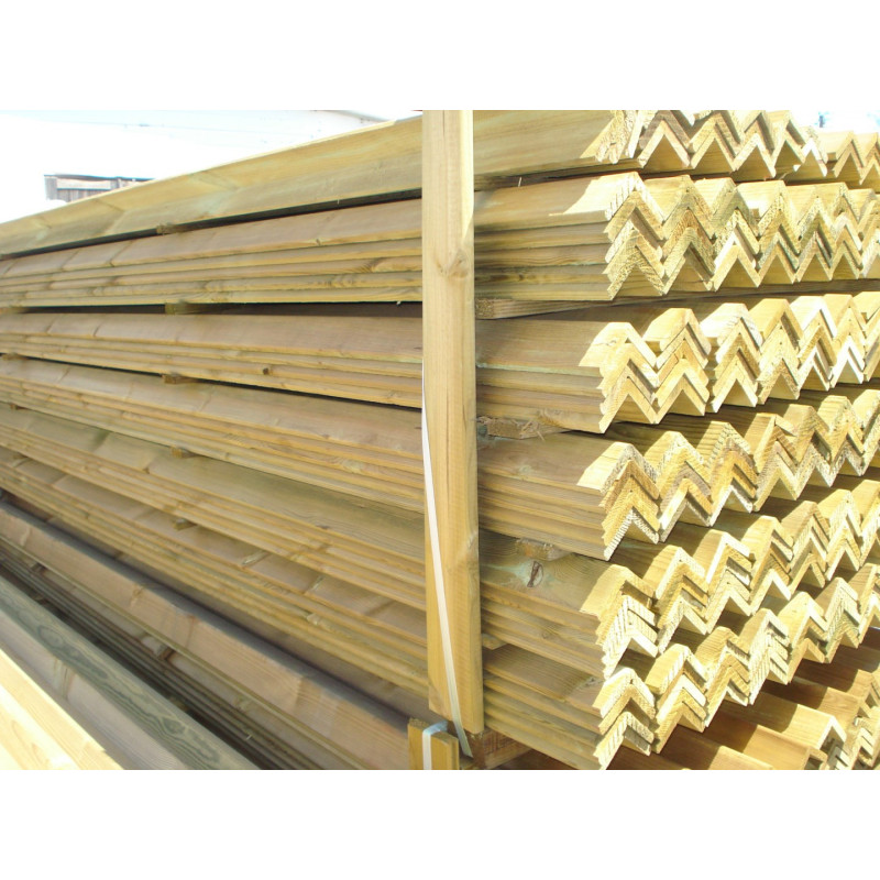CORNIERE PIN SYLVESTRE TRAITE CLASSE 4 45X45MM LONGUEUR 3.00M