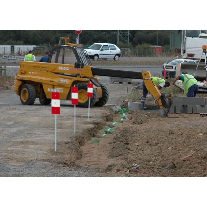 PIQUET DE CHANTIER K5B 2 FACES RETROREFLECHISSANTES CLASSE 1